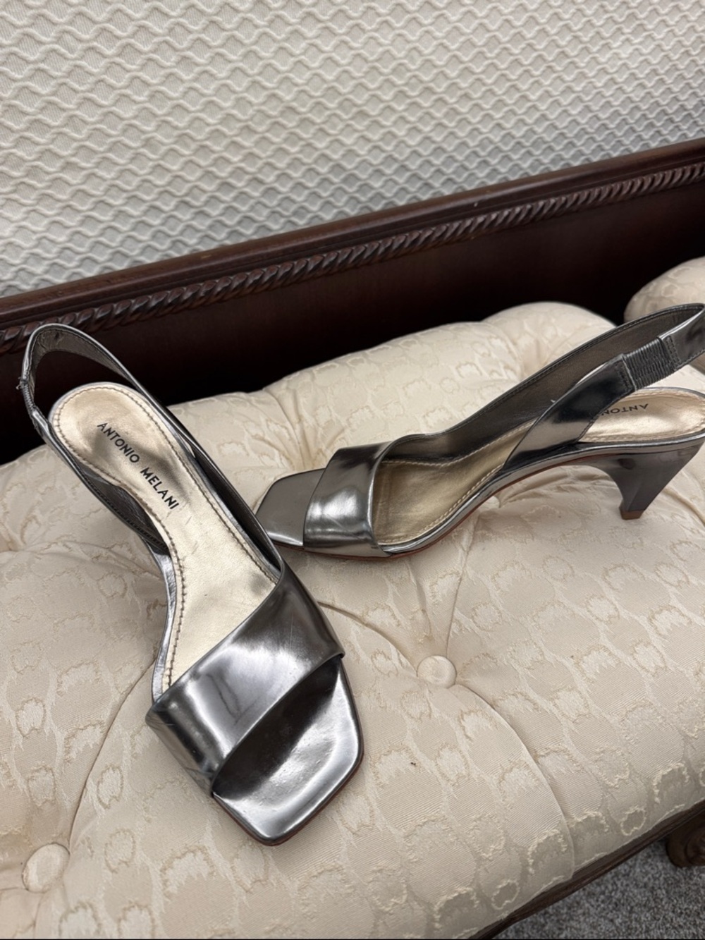 ANTONIO MELANI Metallic Silver Slingback Kitten Heels